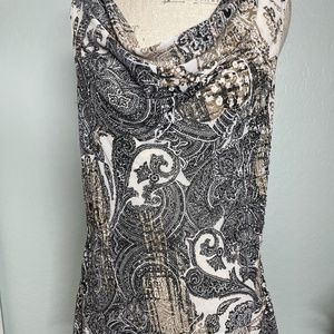 Cache size medium 8 sleeveless summer shirt